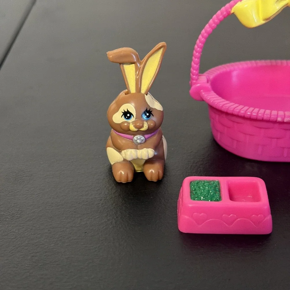 Vintage Littlest Pet Shop Set 1992 Snuggle Bunny Kenner LPS Basket Works